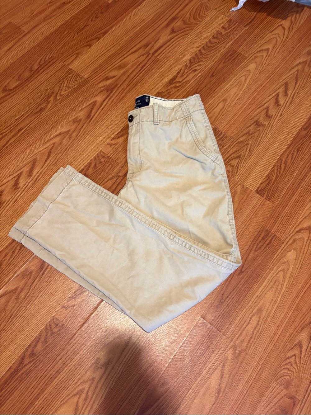 American Eagle Outfitters Light Khaki Chino Pants